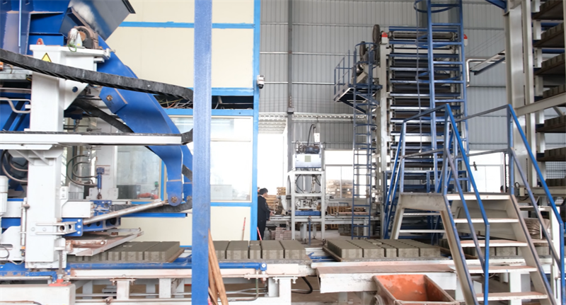 ఒక యంత్రం, బహుళ ఇటుకలు, శక్తి పొదుపు మరియు కార్బన్ తగ్గింపు, QGM జెనిత్ 15 మోడల్ గ్రీన్ బిల్డింగ్ మెటీరియల్స్ యొక్క 